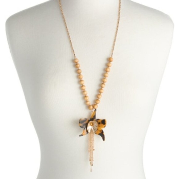 🤎🔹️Betsey Johnson🔹️ Gold ToneOrchid Y27in ResinWooden Beads Necklace
